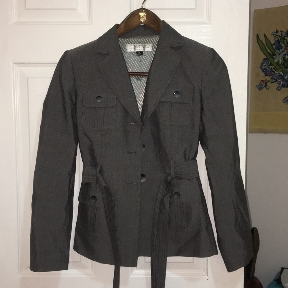 Blazer/pant Tahari suite